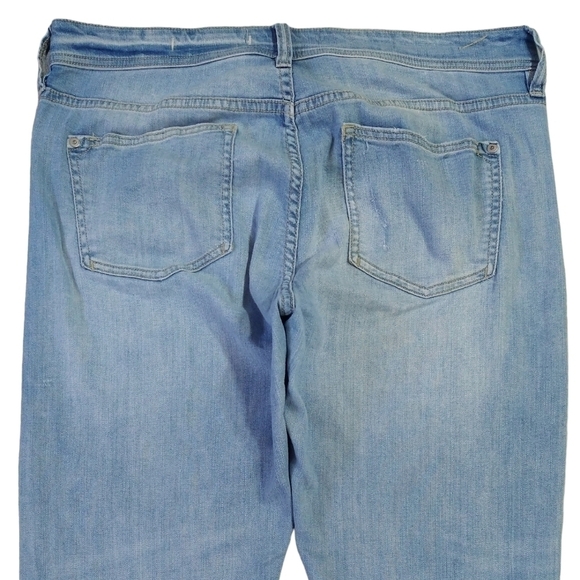 Pilcro Anthropologie Slim Boyfriend Jean Mid Rise Relaxed Fit Lightweight Denim - Picture 5 of 10